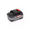 Akut, laturit ja adapterit