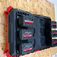 Stealth Mounts akkupidike 3kpl kantokahvalla + Packout Milwaukee akuille - StealthMounts työkalupidikkeet - BD-MW18-HF-1 - 1